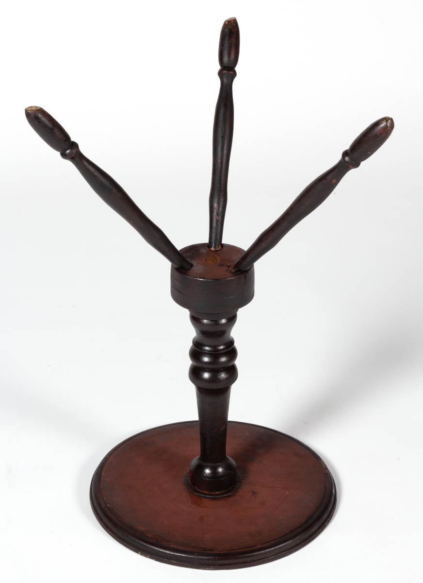 NEW ENGLAND WINDSOR PAINTED BIRCH AND MAPLE CANDLESTAND