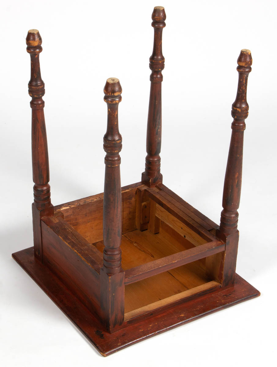 NEW ENGLAND PAINT-DECORATED PINE STAND TABLE