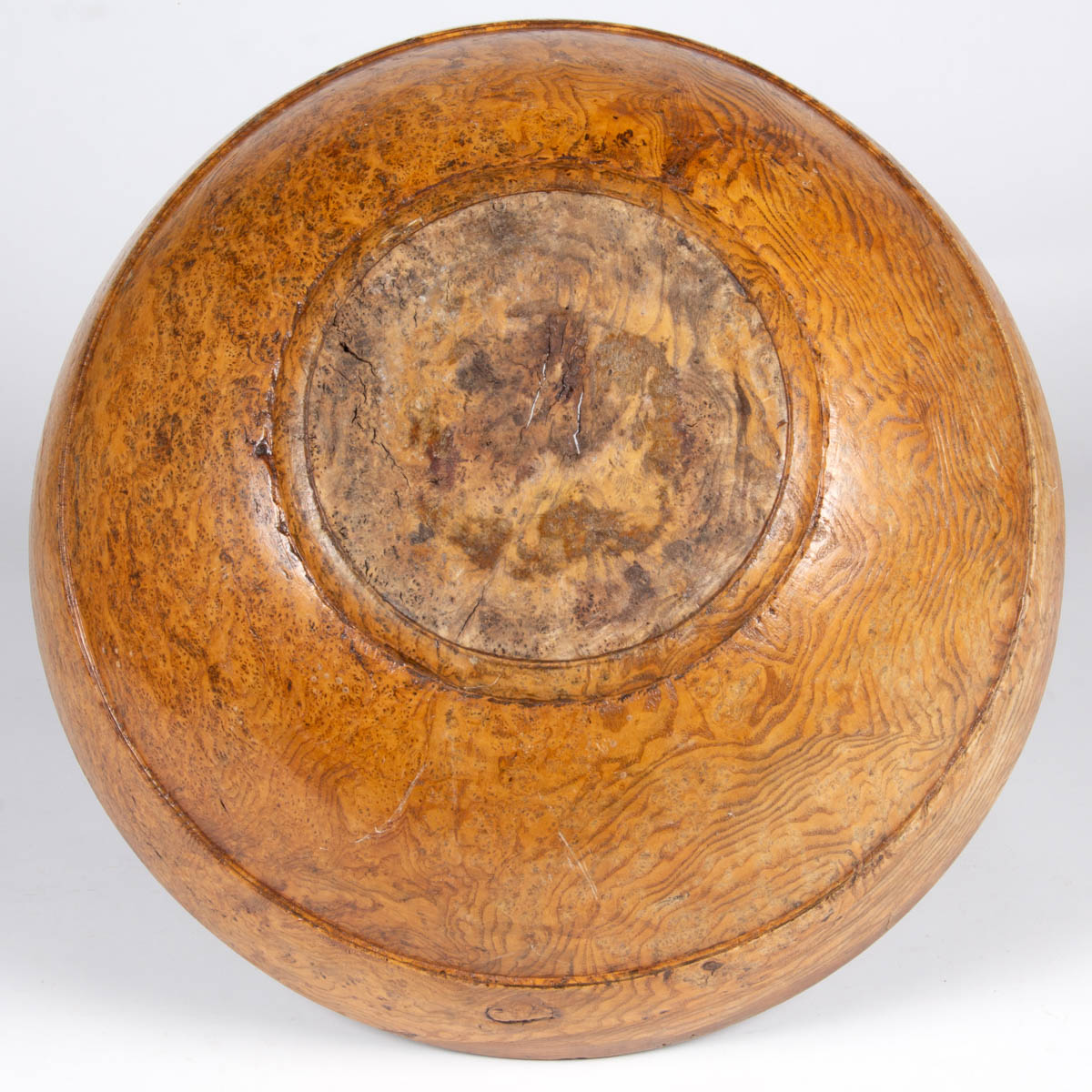 AMERICAN TURNED BURL TREENWARE BOWL