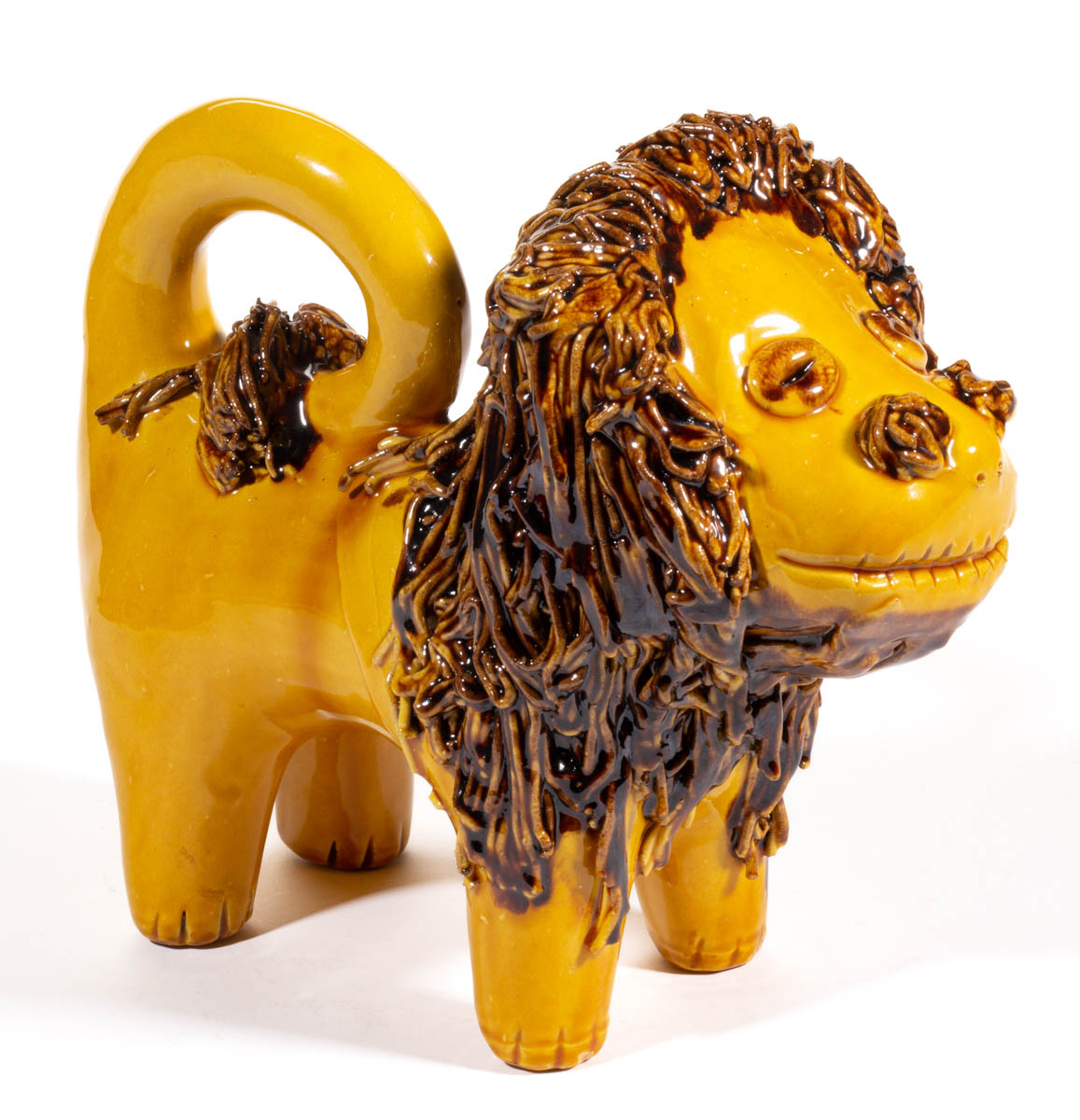 LESTER BREININGER (1935-2011), ROBESONIA, PENNSYLVANIA EARTHENWARE / REDWARE LION FIGURE