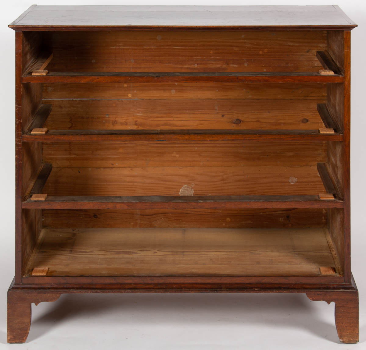 SOUTHERN CHIPPENDALE WALNUT CHEST OF DRAWERS