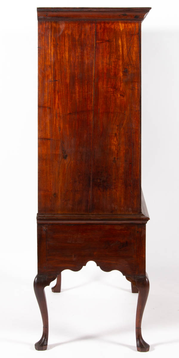PENNSYLVANIA QUEEN ANNE FIGURED WALNUT CHEST ON FRAME