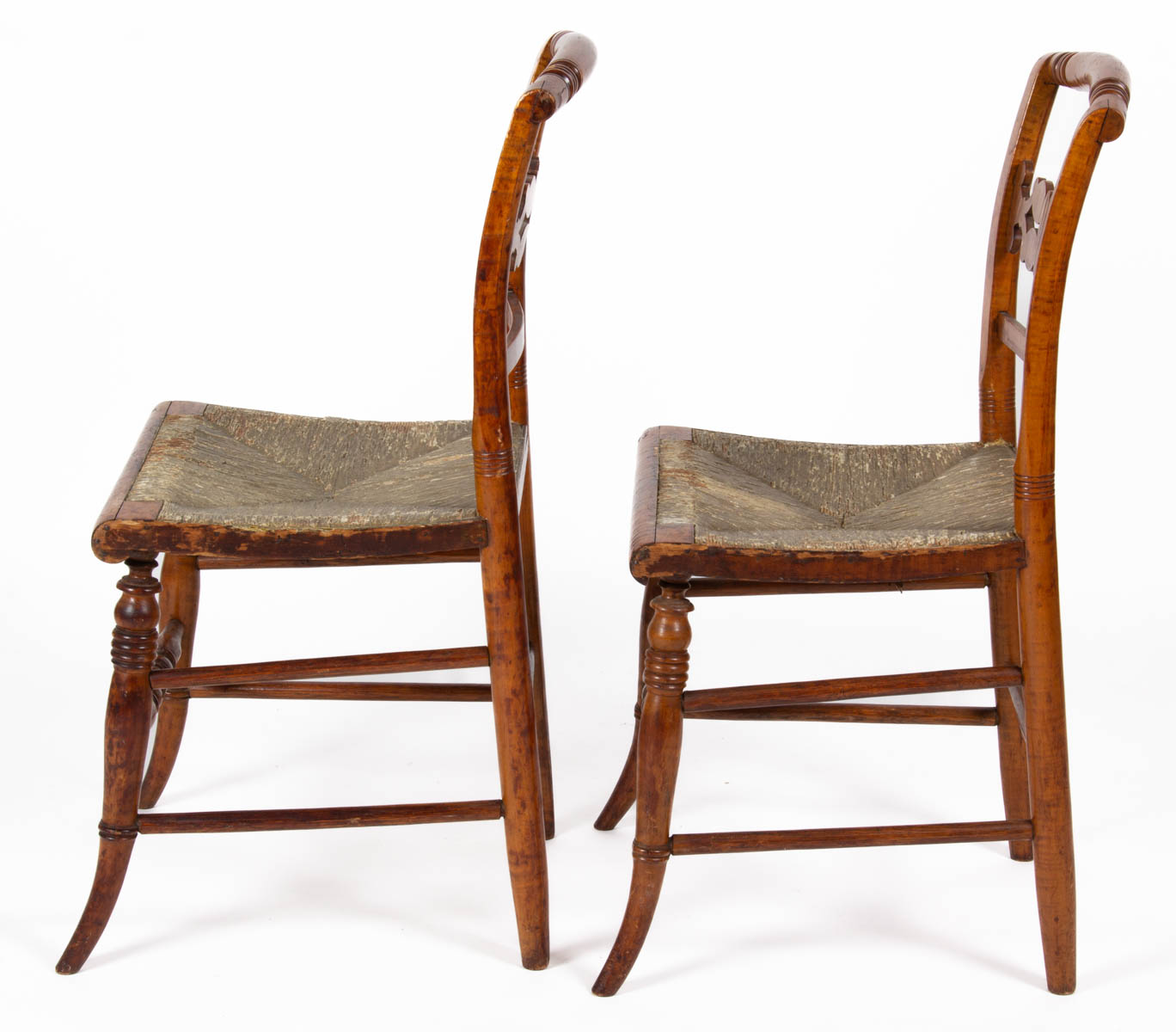 PAIR OF NEW YORK CLASSICAL TIGER MAPLE SIDE CHAIRS