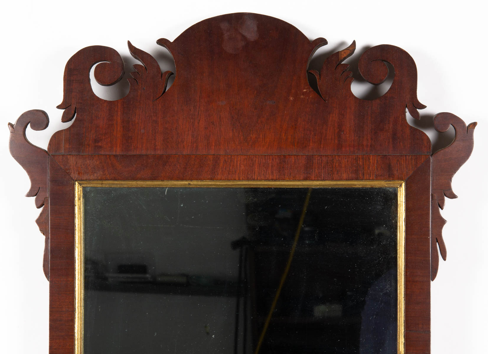 AMERICAN / ENGLISH CHIPPENDALE MAHOGANY WALL MIRROR
