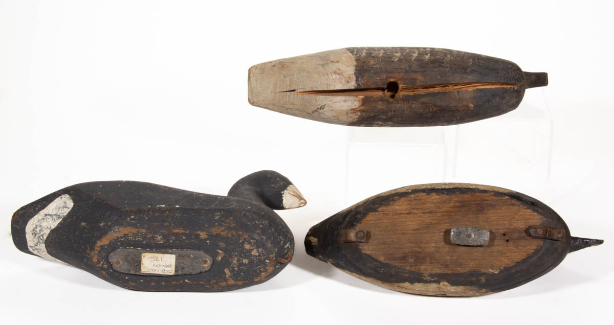 AMERICAN FOLK ART CARVED AND PAINTED DECOYS, LOT OF THREE
