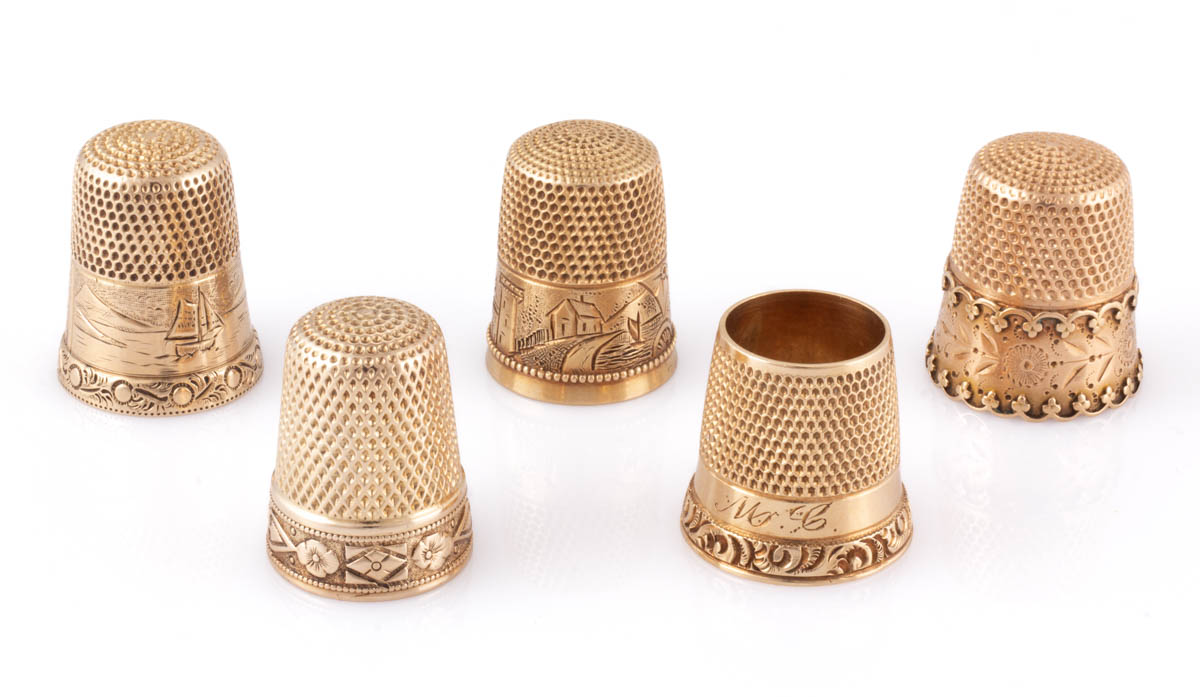 ASSORTED 14K YELLOW GOLD SEWING THIMBLES, LOT OF FIVE