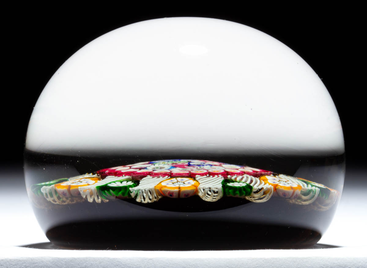 PAUL YSART (SCOTTISH, 1904-1979) ATTRIBUTED CENTRAL-PACKED MILLEFIORI ART GLASS PAPERWEIGHT