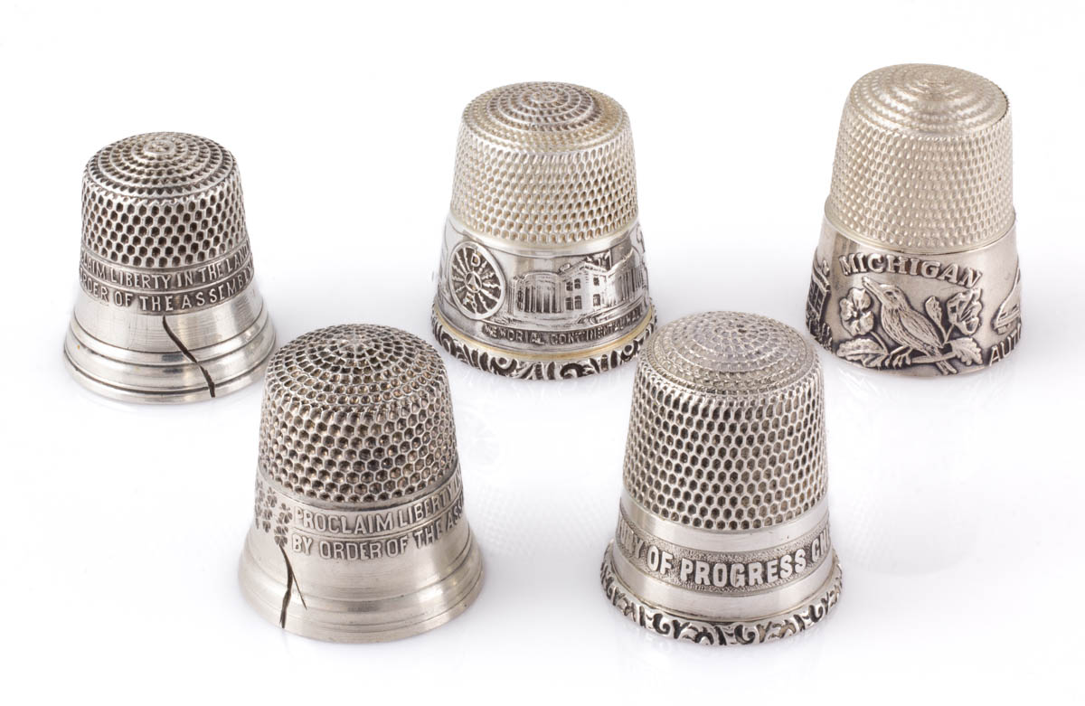 SIMONS BROTHERS SOUVENIR STERLING SILVER SEWING THIMBLES, LOT OF FIVE