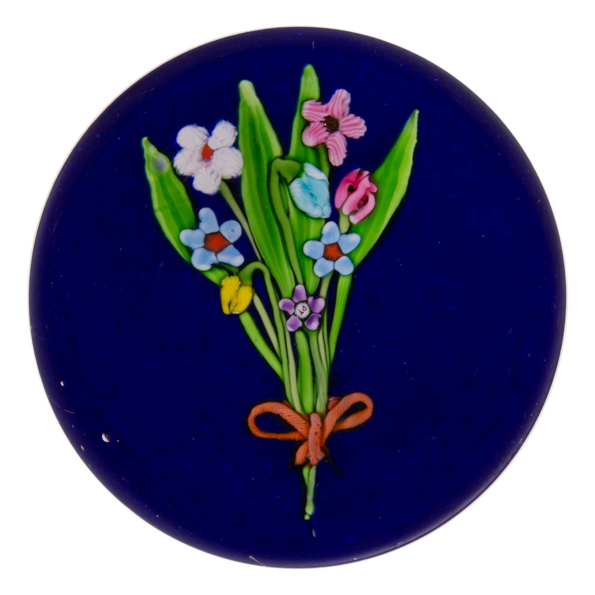 PAUL YSART (SCOTTISH, 1904-1979) FIVE-FLOWER BOUQUET LAMPWORK ART GLASS PAPERWEIGHT