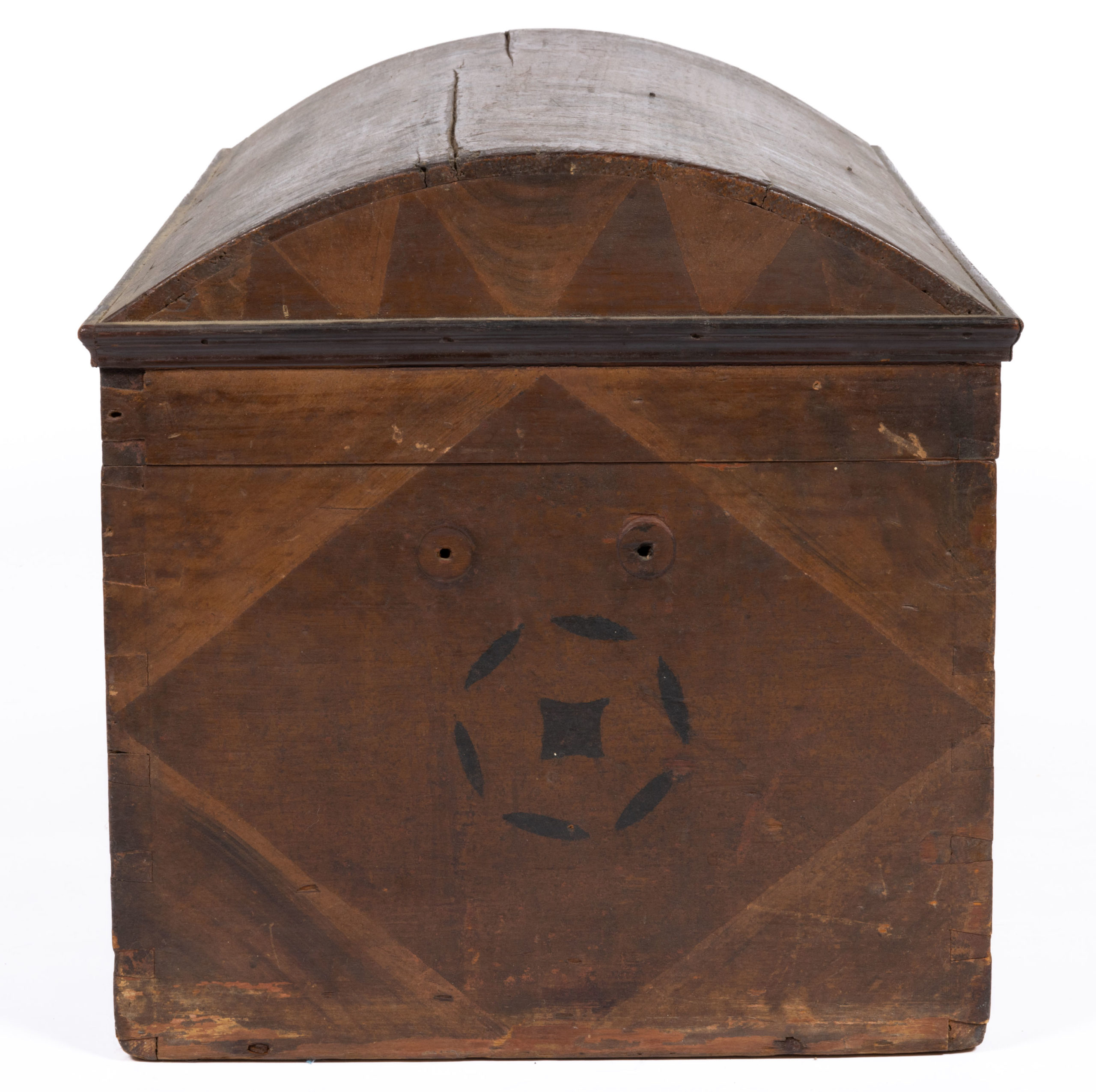 NEW ENGLAND PAINT-DECORATED DOME-TOP BOX,