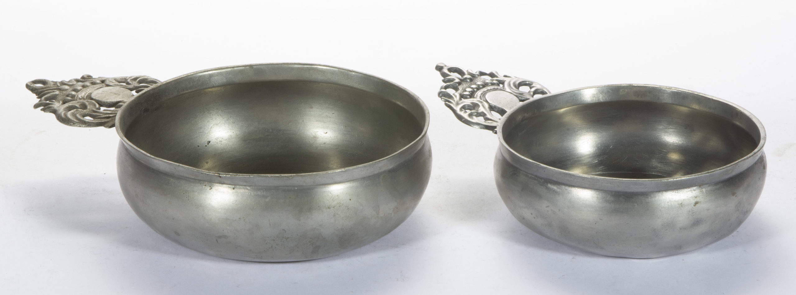 AMERICAN ATTRIBUTED SAMUEL GREEN, BOSTON PEWTER PORRINGERS, LOT OF TWO,
