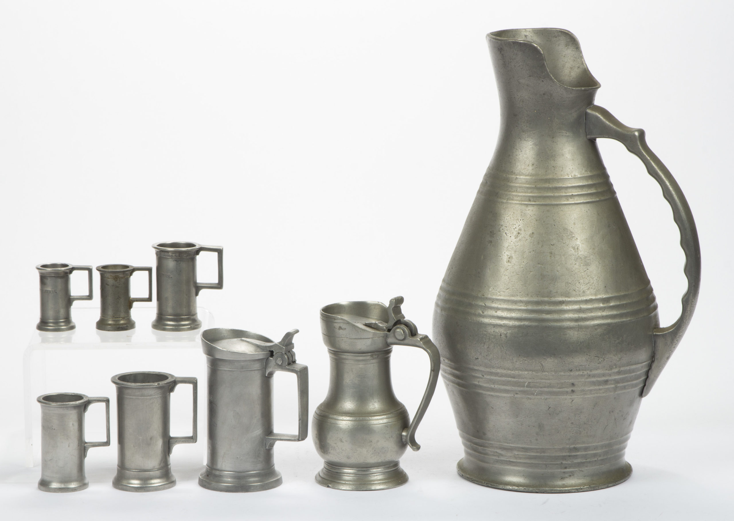 ASSORTED FRENCH PEWTER FLAGONS, MEASURERS, JUGS, LOT OF EIGHT,
