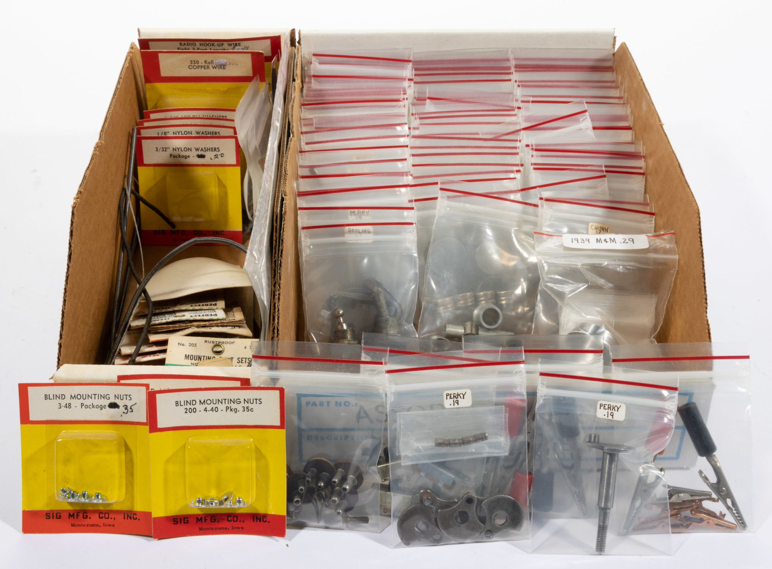 ASSORTED MODEL ENGINE HARDWARE AND PARTS, UNCOUNTED LOT,