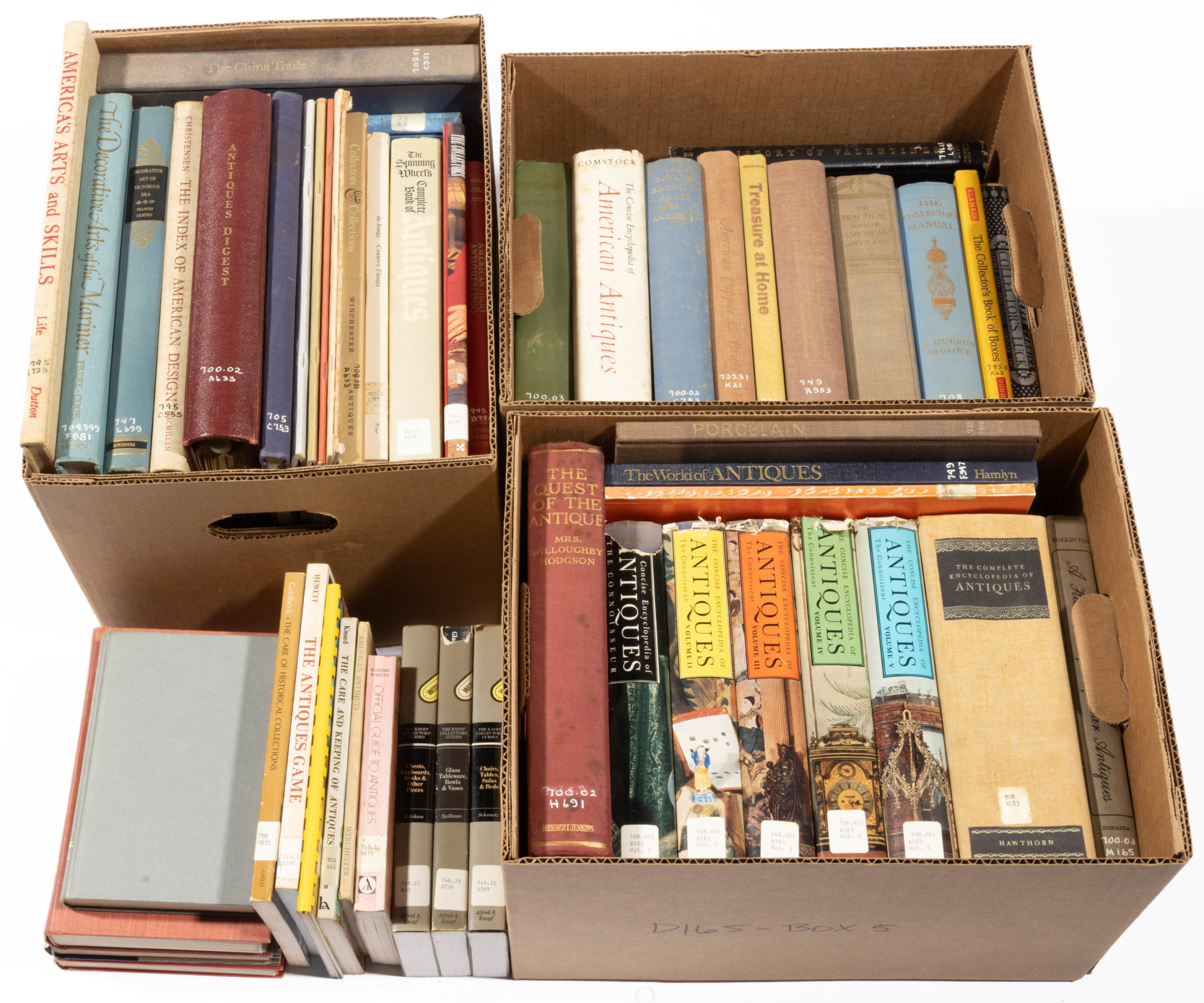 ASSORTED ANTIQUES REFERENCE VOLUMES, LOT OF 53,