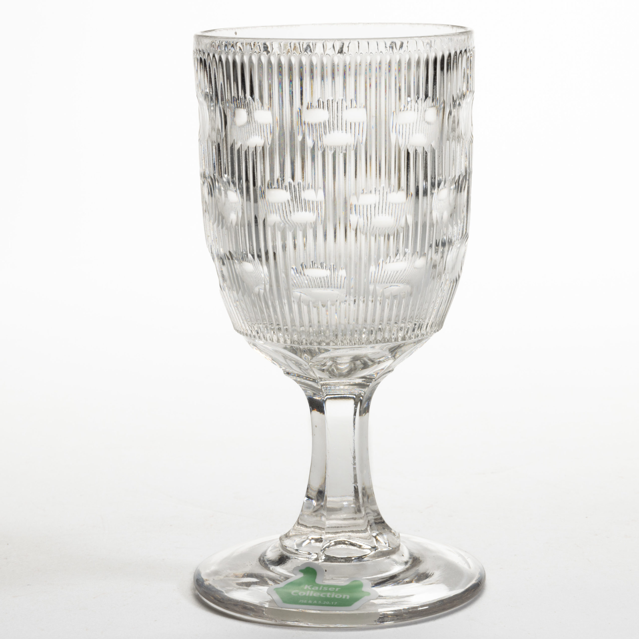 FINE RIB / REEDED (OMN) WITH CUT OVALS – THREE ROW GOBLET,