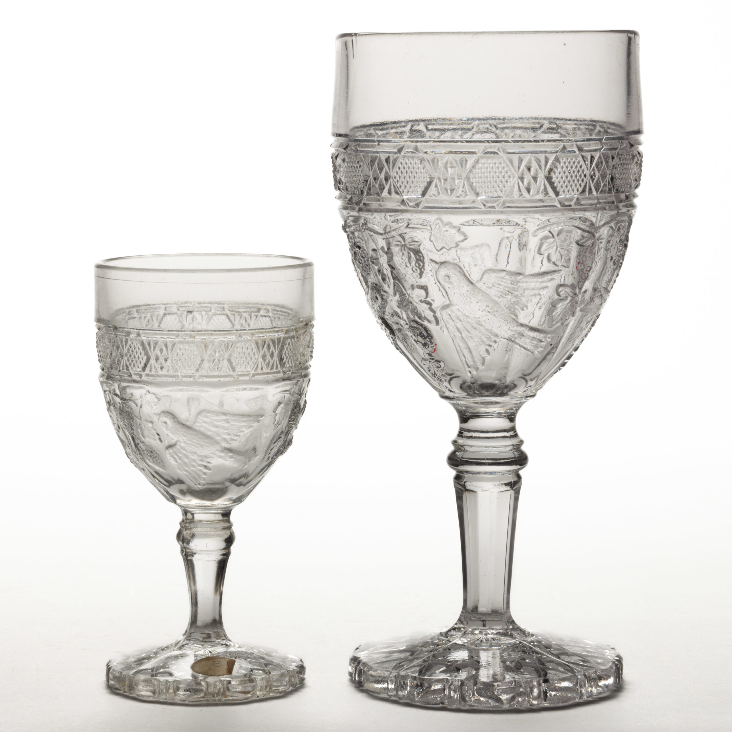 BIRD AND STRAWBERRY / INDIANA NO. 157 GOBLET AND WINE,
