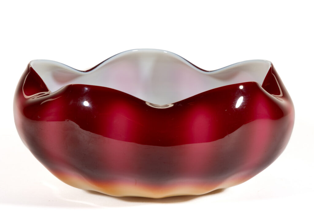 RECORD RESULTS AT JSE & ASSOCIATES SPRING FINE & DECORATIVE ARTS AUCTION